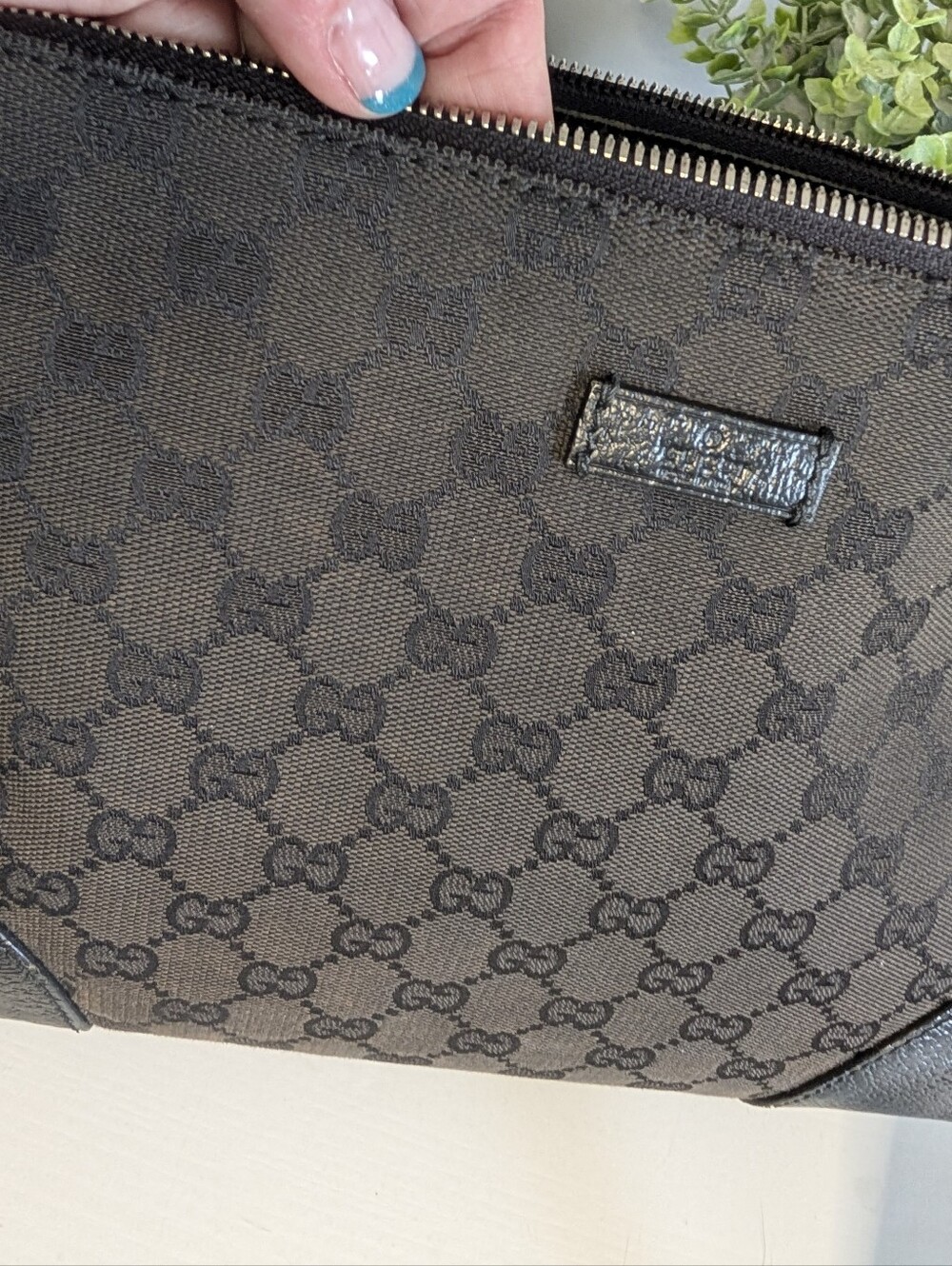 Gucci GG Monogram Canvas Messenger Bag, Black - EUC! - Picture 2 of 13